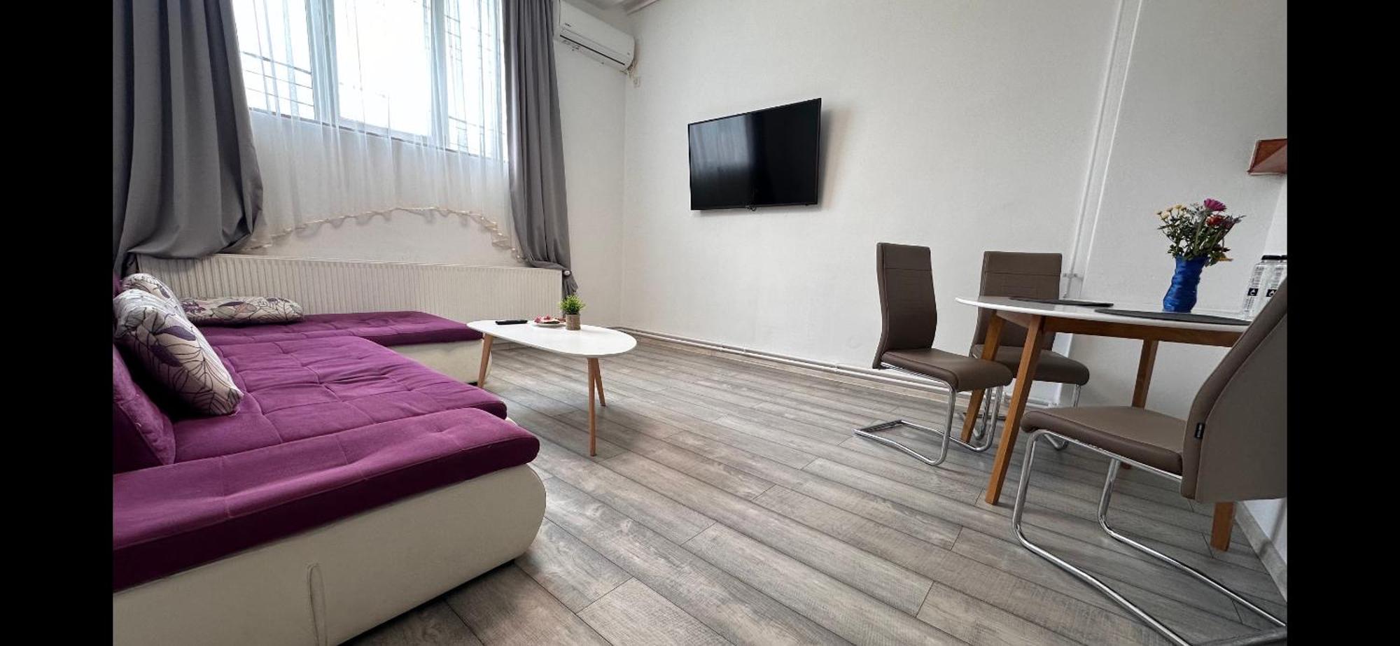 Neva Apartments ฟาการาช ภายนอก รูปภาพ